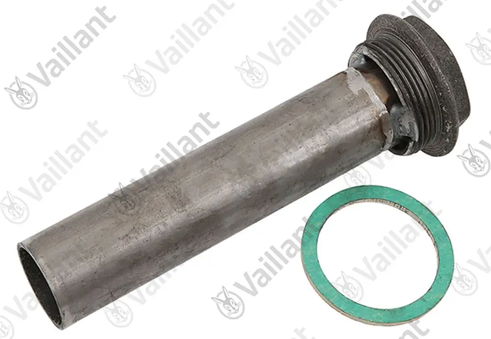 Vaillant Reduzierstück aus Metall mit einer länglichen Form und einem gewindeartigen Anschluss. Ein grüner Dichtungsring liegt daneben.